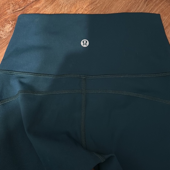 Lululemon leggings - Picture 5 of 6